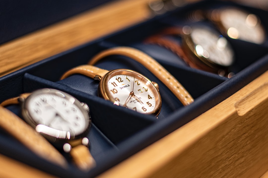 Leia mais sobre o artigo Indulge in Timeless Elegance: Exploring the World of Luxury Watches