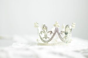 Przeczytaj więcej o artykule Forecasting the Future: Top Designer Jewelry Trends to Watch Out for in 2024