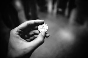लेख के बारे में और पढ़ें Starting a Precious Metals Collection on a Budget: Tips and Tricks