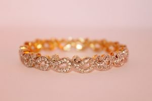 Lesen Sie mehr über den Artikel Get Cash for Your Heirloom Gold and Silver